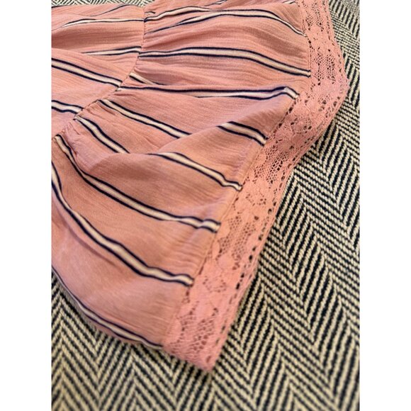 NWT American Eagle Off-The-Shoulder Pink Striped Blouse W/ Lace Details - M - Picture 4 of 11